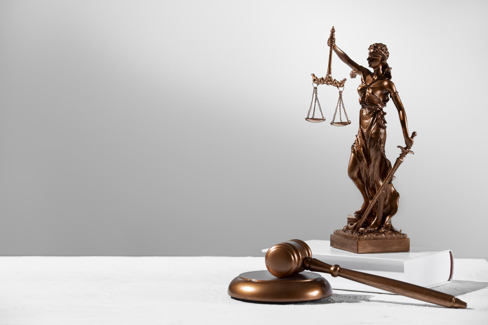 Justicia y balanza